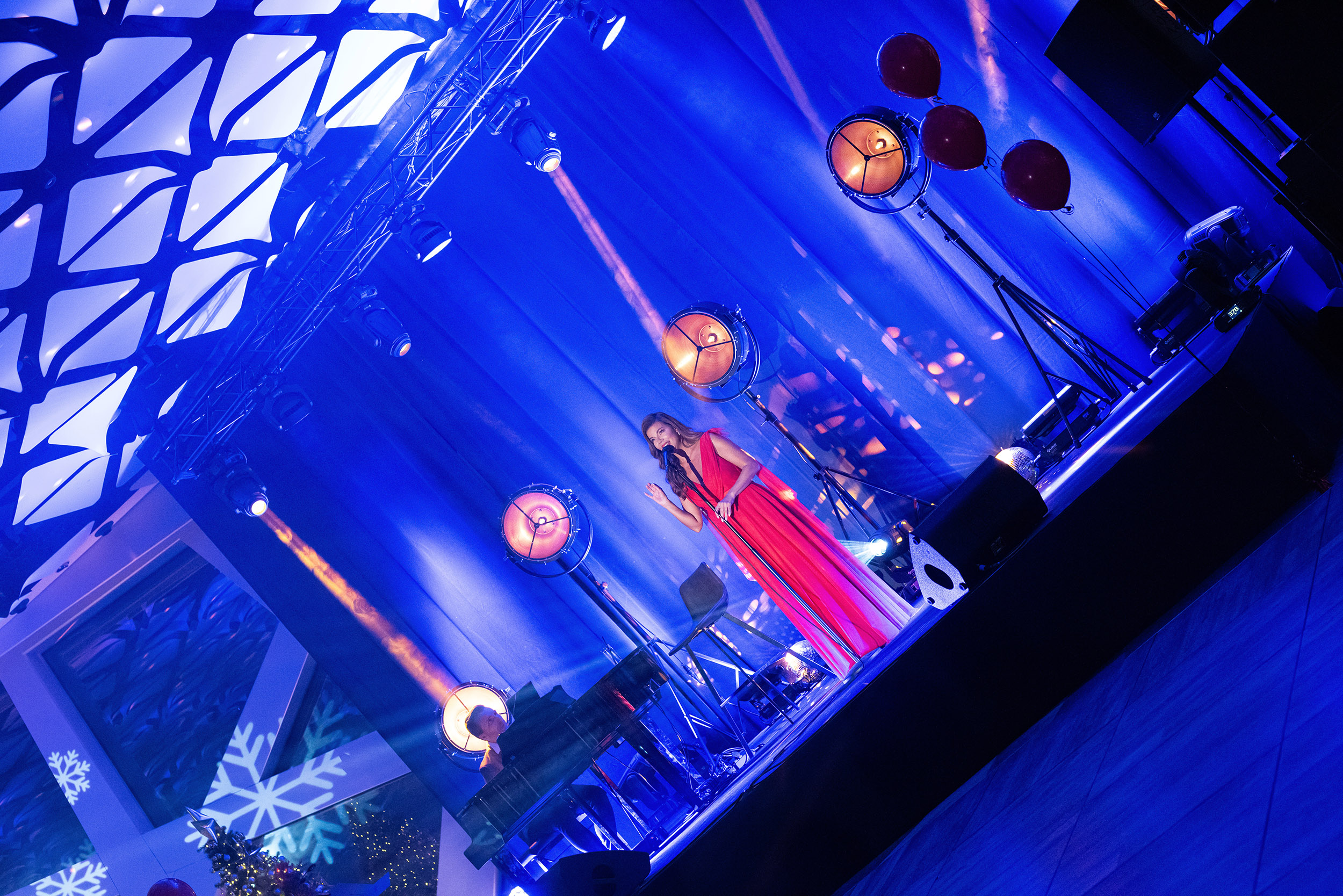 reportaż 60 urodziny przyjęcie rodzinne w hotelu naturalne kadry i atmosfera Koncert prywatny Edyty Górniak