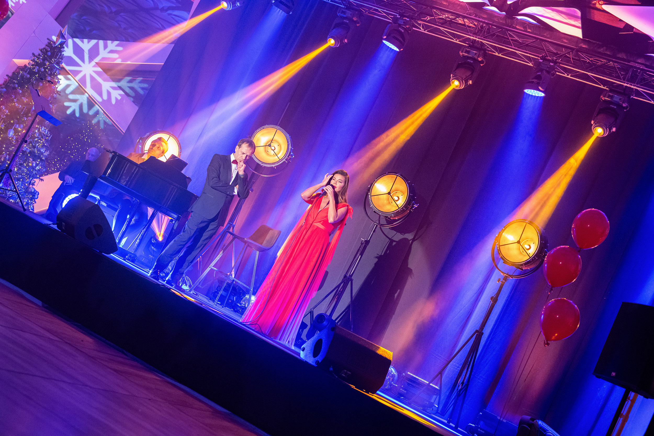 reportaż 60 urodziny przyjęcie rodzinne w hotelu naturalne kadry i atmosfera Koncert prywatny Edyty Górniak