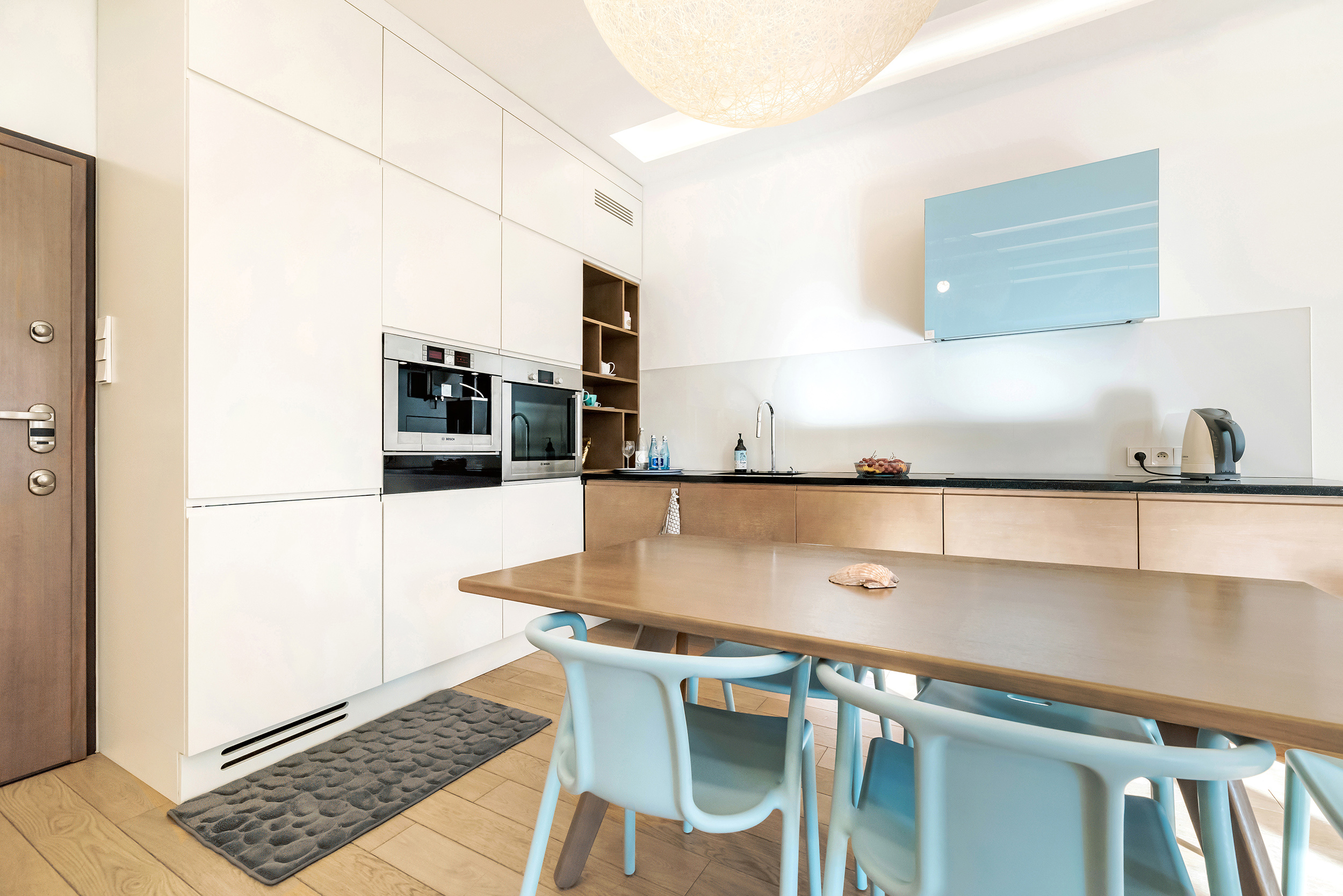zdjęcia wnętrz apartament na wynajem jasne nowoczesne wnętrze